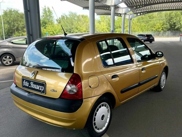 Желтый Рено Клио, объемом двигателя 0 л и пробегом 246 тыс. км за 2999 $, фото 3 на Automoto.ua