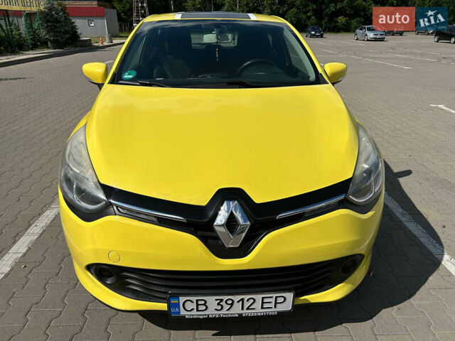 Желтый Рено Клио, объемом двигателя 0.9 л и пробегом 186 тыс. км за 6000 $, фото 14 на Automoto.ua