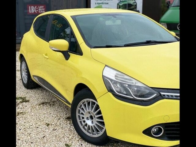 Желтый Рено Клио, объемом двигателя 1.5 л и пробегом 106 тыс. км за 6000 $, фото 3 на Automoto.ua