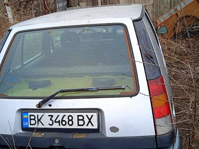 Серый Рено Клио, объемом двигателя 14 л и пробегом 0 тыс. км за 290 $, фото 3 на Automoto.ua