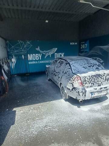 Серый Рено Клио, объемом двигателя 1.39 л и пробегом 112 тыс. км за 3400 $, фото 3 на Automoto.ua