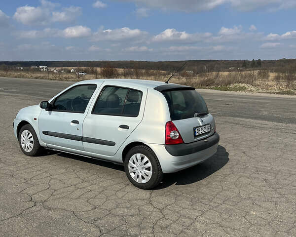 Сірий Рено Кліо, об'ємом двигуна 1.39 л та пробігом 185 тис. км за 3300 $, фото 4 на Automoto.ua