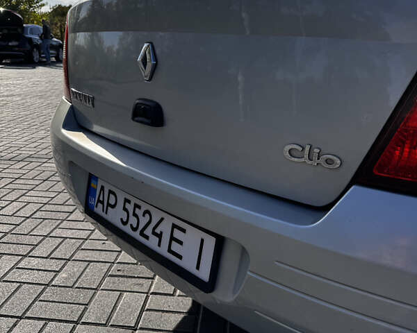 Сірий Рено Кліо, об'ємом двигуна 1.4 л та пробігом 386 тис. км за 2100 $, фото 6 на Automoto.ua