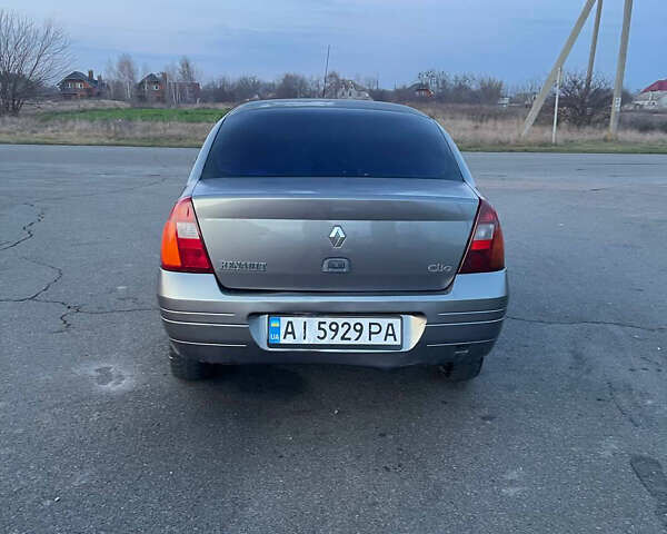 Серый Рено Клио, объемом двигателя 1.39 л и пробегом 420 тыс. км за 2500 $, фото 16 на Automoto.ua