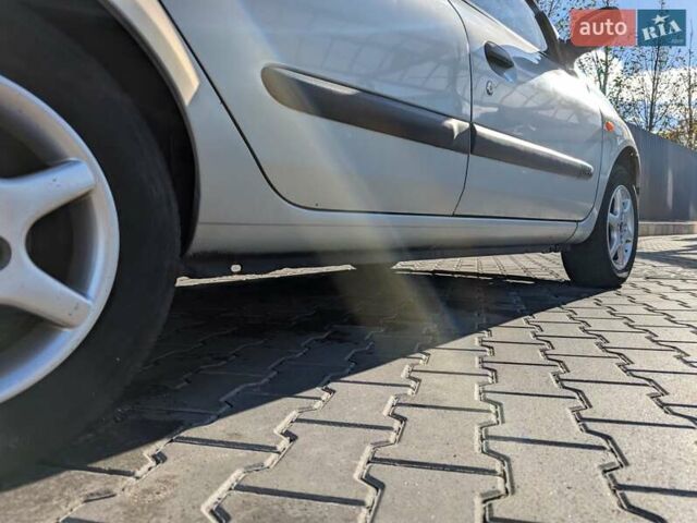 Серый Рено Клио, объемом двигателя 1.15 л и пробегом 270 тыс. км за 2850 $, фото 17 на Automoto.ua