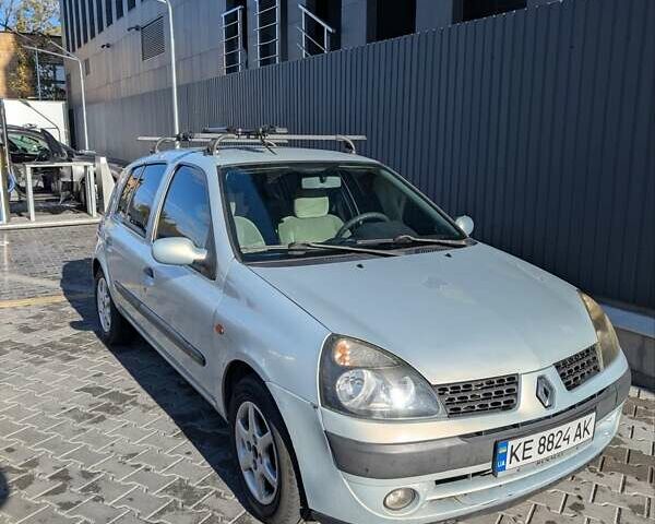 Серый Рено Клио, объемом двигателя 1.15 л и пробегом 270 тыс. км за 2850 $, фото 3 на Automoto.ua