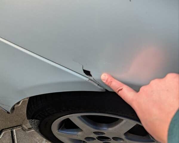 Серый Рено Клио, объемом двигателя 1.15 л и пробегом 270 тыс. км за 2850 $, фото 15 на Automoto.ua