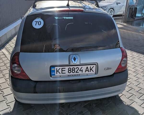 Серый Рено Клио, объемом двигателя 1.15 л и пробегом 270 тыс. км за 2850 $, фото 2 на Automoto.ua