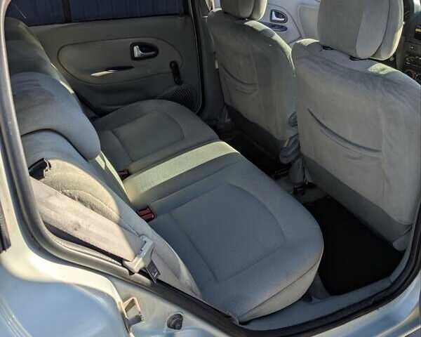 Серый Рено Клио, объемом двигателя 1.15 л и пробегом 270 тыс. км за 2850 $, фото 10 на Automoto.ua