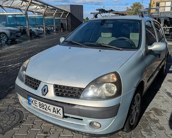 Серый Рено Клио, объемом двигателя 1.15 л и пробегом 270 тыс. км за 2850 $, фото 4 на Automoto.ua
