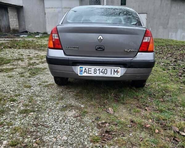 Серый Рено Клио, объемом двигателя 1.4 л и пробегом 122 тыс. км за 3500 $, фото 1 на Automoto.ua