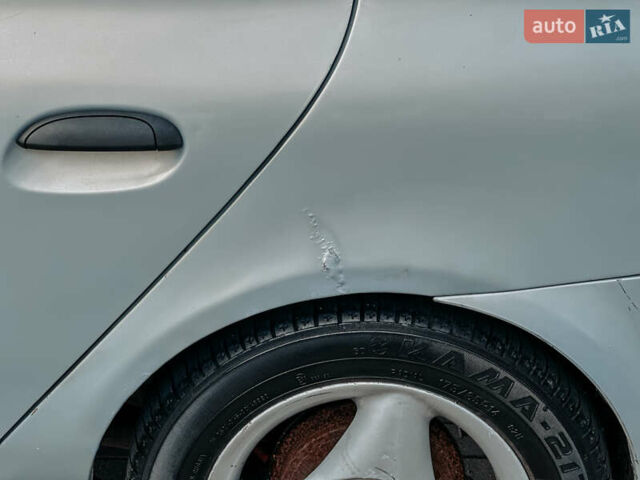 Серый Рено Клио, объемом двигателя 1.4 л и пробегом 150 тыс. км за 2550 $, фото 18 на Automoto.ua