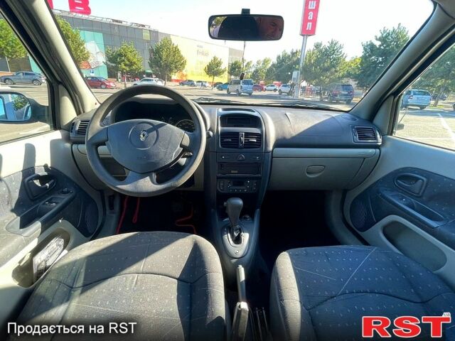 Сірий Рено Кліо, об'ємом двигуна 1.4 л та пробігом 180 тис. км за 3500 $, фото 2 на Automoto.ua