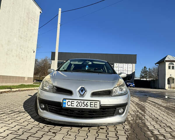 Серый Рено Клио, объемом двигателя 1.5 л и пробегом 198 тыс. км за 3300 $, фото 14 на Automoto.ua