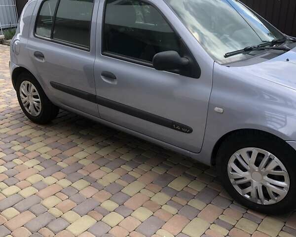 Рено Клио 2005 в Киеве на Automoto.ua Серый Рено Клио, объемом двигателя 1.39 л и пробегом 201 тыс. км за 4200 $, фото 4 на Automoto.ua