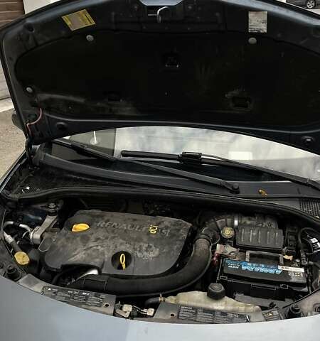 Сірий Рено Кліо, об'ємом двигуна 1.46 л та пробігом 300 тис. км за 3999 $, фото 11 на Automoto.ua