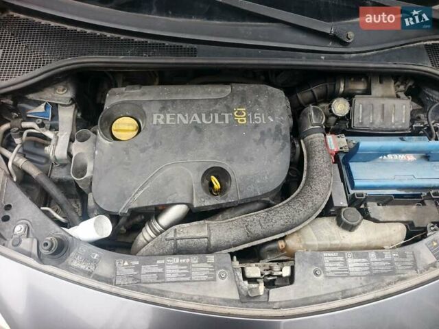 Серый Рено Клио, объемом двигателя 1.5 л и пробегом 255 тыс. км за 4100 $, фото 1 на Automoto.ua