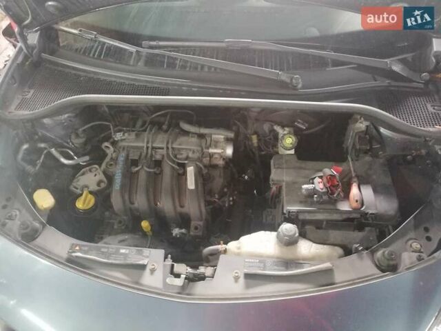 Сірий Рено Кліо, об'ємом двигуна 1.15 л та пробігом 205 тис. км за 3750 $, фото 3 на Automoto.ua