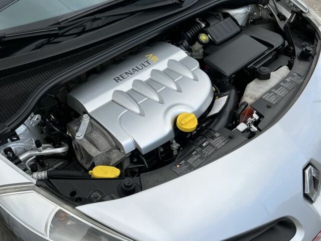 Сірий Рено Кліо, об'ємом двигуна 1.6 л та пробігом 143 тис. км за 5099 $, фото 6 на Automoto.ua