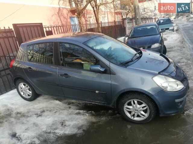 Сірий Рено Кліо, об'ємом двигуна 1.15 л та пробігом 205 тис. км за 3750 $, фото 1 на Automoto.ua