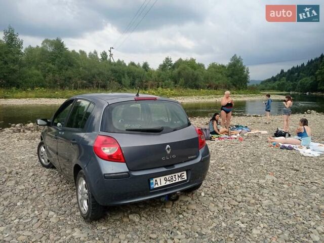 Сірий Рено Кліо, об'ємом двигуна 1.15 л та пробігом 205 тис. км за 3750 $, фото 7 на Automoto.ua