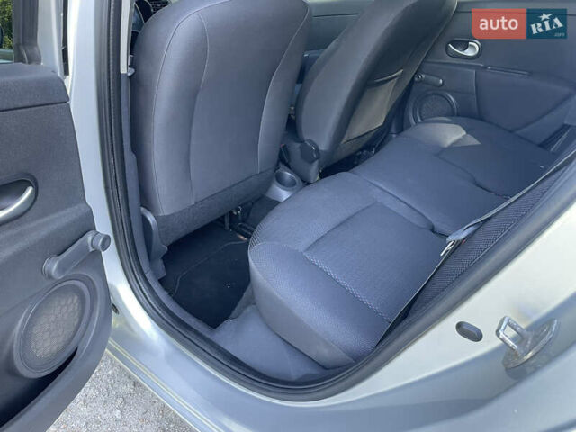 Серый Рено Клио, объемом двигателя 1.2 л и пробегом 222 тыс. км за 5700 $, фото 8 на Automoto.ua
