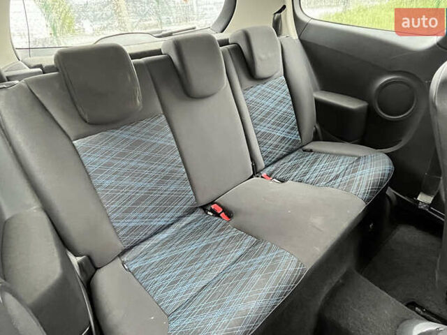 Сірий Рено Кліо, об'ємом двигуна 1.15 л та пробігом 220 тис. км за 3400 $, фото 20 на Automoto.ua