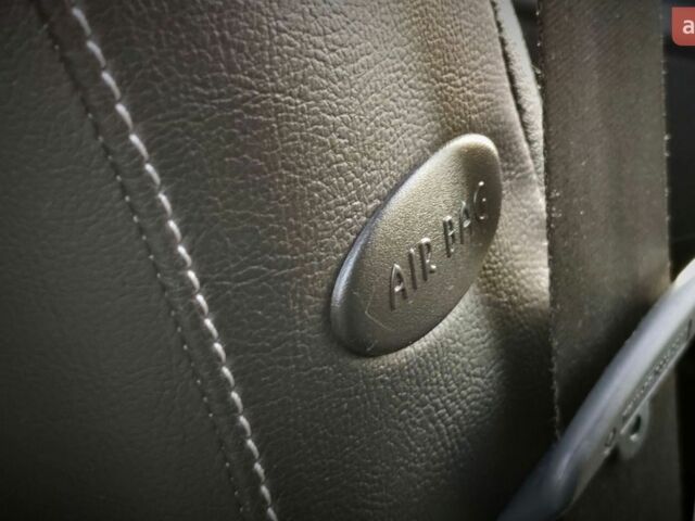 Сірий Рено Кліо, об'ємом двигуна 1.6 л та пробігом 195 тис. км за 5700 $, фото 90 на Automoto.ua