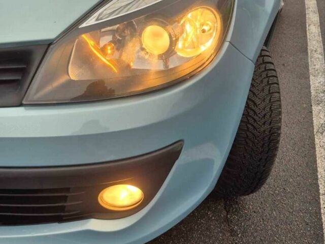 Сірий Рено Кліо, об'ємом двигуна 1.1 л та пробігом 166 тис. км за 3900 $, фото 13 на Automoto.ua