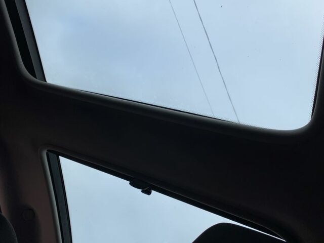 Сірий Рено Кліо, об'ємом двигуна 1.1 л та пробігом 300 тис. км за 3850 $, фото 20 на Automoto.ua