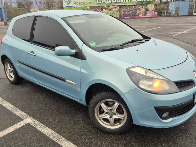 Сірий Рено Кліо, об'ємом двигуна 1.1 л та пробігом 166 тис. км за 3900 $, фото 11 на Automoto.ua