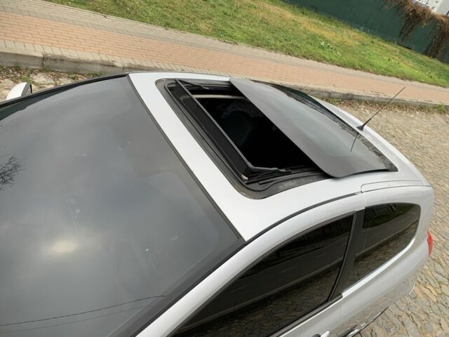 Сірий Рено Кліо, об'ємом двигуна 1.1 л та пробігом 300 тис. км за 3850 $, фото 21 на Automoto.ua