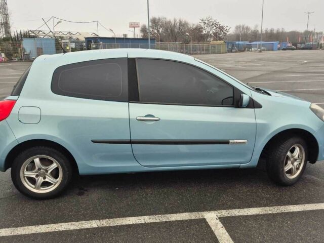 Сірий Рено Кліо, об'ємом двигуна 1.1 л та пробігом 166 тис. км за 3900 $, фото 10 на Automoto.ua