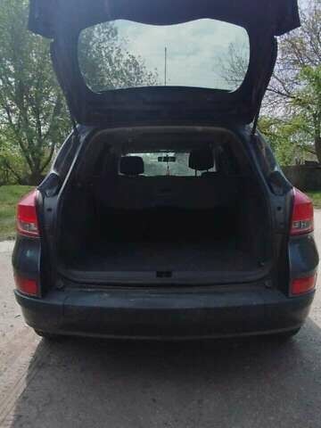 Серый Рено Клио, объемом двигателя 1.46 л и пробегом 167 тыс. км за 4200 $, фото 4 на Automoto.ua