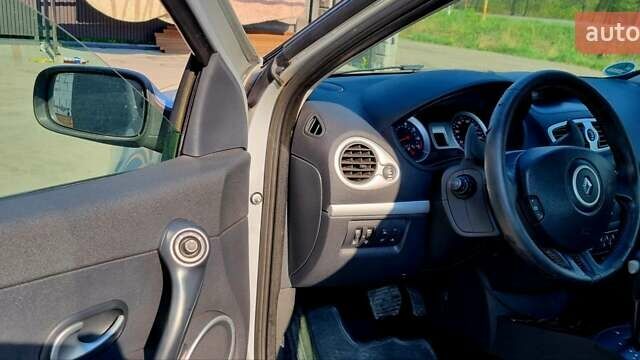 Сірий Рено Кліо, об'ємом двигуна 1.6 л та пробігом 178 тис. км за 6400 $, фото 8 на Automoto.ua