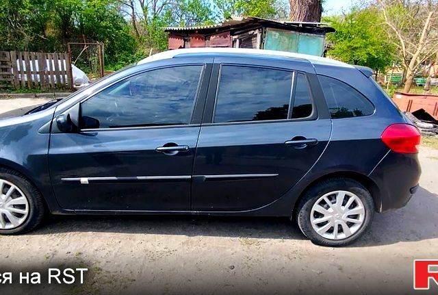 Серый Рено Клио, объемом двигателя 1.5 л и пробегом 168 тыс. км за 4200 $, фото 4 на Automoto.ua