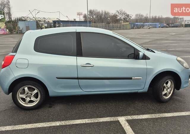 Сірий Рено Кліо, об'ємом двигуна 1.15 л та пробігом 166 тис. км за 3900 $, фото 12 на Automoto.ua