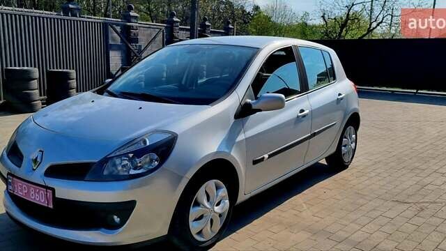 Сірий Рено Кліо, об'ємом двигуна 1.6 л та пробігом 178 тис. км за 6400 $, фото 6 на Automoto.ua