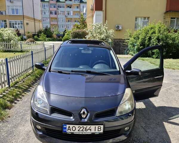 Сірий Рено Кліо, об'ємом двигуна 1.2 л та пробігом 175 тис. км за 5500 $, фото 16 на Automoto.ua