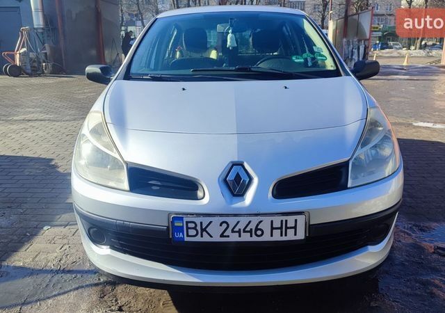 Сірий Рено Кліо, об'ємом двигуна 1.15 л та пробігом 179 тис. км за 4800 $, фото 1 на Automoto.ua