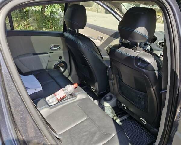 Сірий Рено Кліо, об'ємом двигуна 1.2 л та пробігом 175 тис. км за 5500 $, фото 9 на Automoto.ua