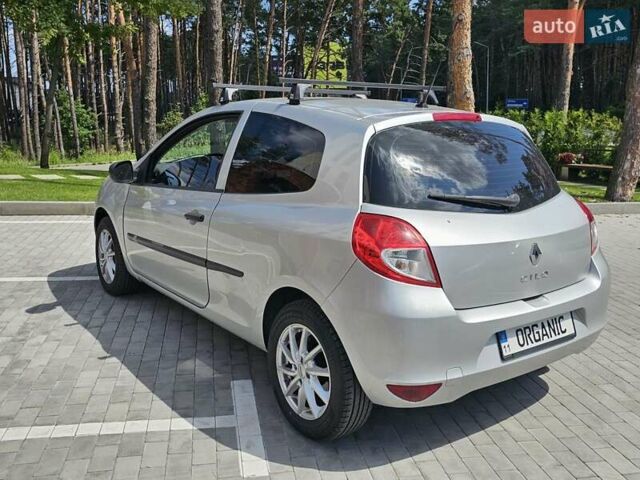 Сірий Рено Кліо, об'ємом двигуна 1.2 л та пробігом 193 тис. км за 5000 $, фото 5 на Automoto.ua