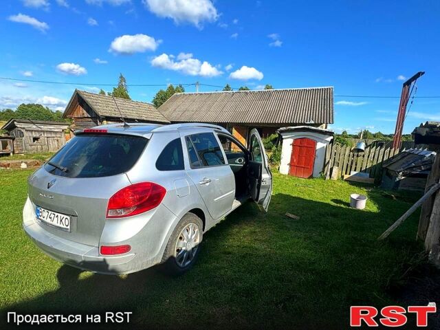 Серый Рено Клио, объемом двигателя 1.5 л и пробегом 242 тыс. км за 4000 $, фото 4 на Automoto.ua