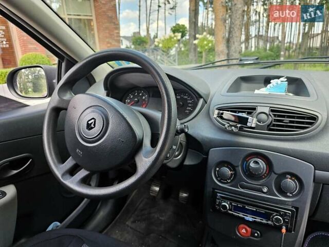 Сірий Рено Кліо, об'ємом двигуна 1.2 л та пробігом 193 тис. км за 5000 $, фото 8 на Automoto.ua