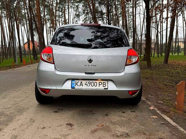Серый Рено Клио, объемом двигателя 1.5 л и пробегом 284 тыс. км за 5000 $, фото 7 на Automoto.ua
