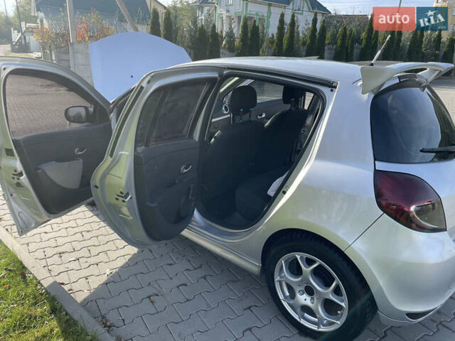 Сірий Рено Кліо, об'ємом двигуна 1.46 л та пробігом 185 тис. км за 5200 $, фото 9 на Automoto.ua