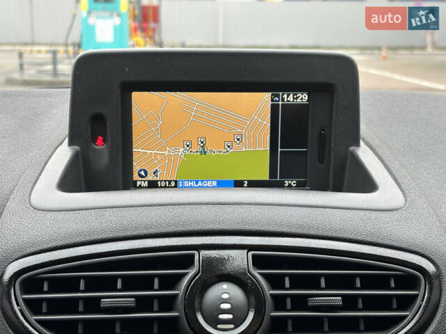 Сірий Рено Кліо, об'ємом двигуна 1.46 л та пробігом 214 тис. км за 4850 $, фото 12 на Automoto.ua