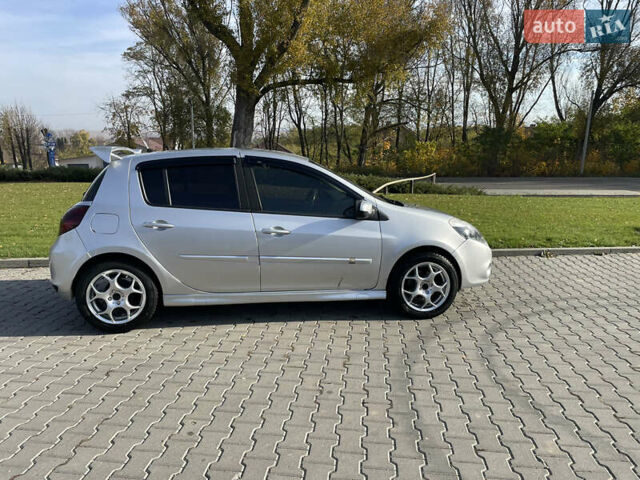 Сірий Рено Кліо, об'ємом двигуна 1.46 л та пробігом 185 тис. км за 5200 $, фото 2 на Automoto.ua