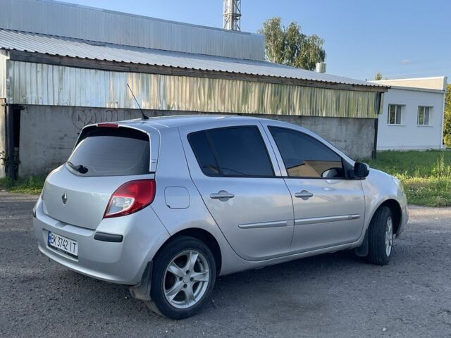 Сірий Рено Кліо, об'ємом двигуна 1.5 л та пробігом 162 тис. км за 4550 $, фото 9 на Automoto.ua