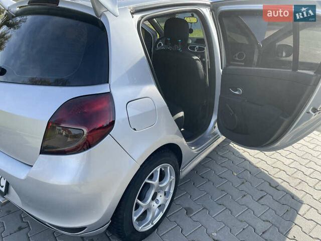 Сірий Рено Кліо, об'ємом двигуна 1.46 л та пробігом 185 тис. км за 5200 $, фото 8 на Automoto.ua